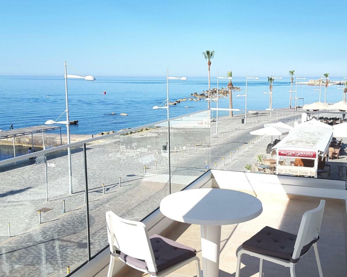 Lighthouse By The Sea Lovely 2Bdr Apartment Paphos Eksteriør bilde